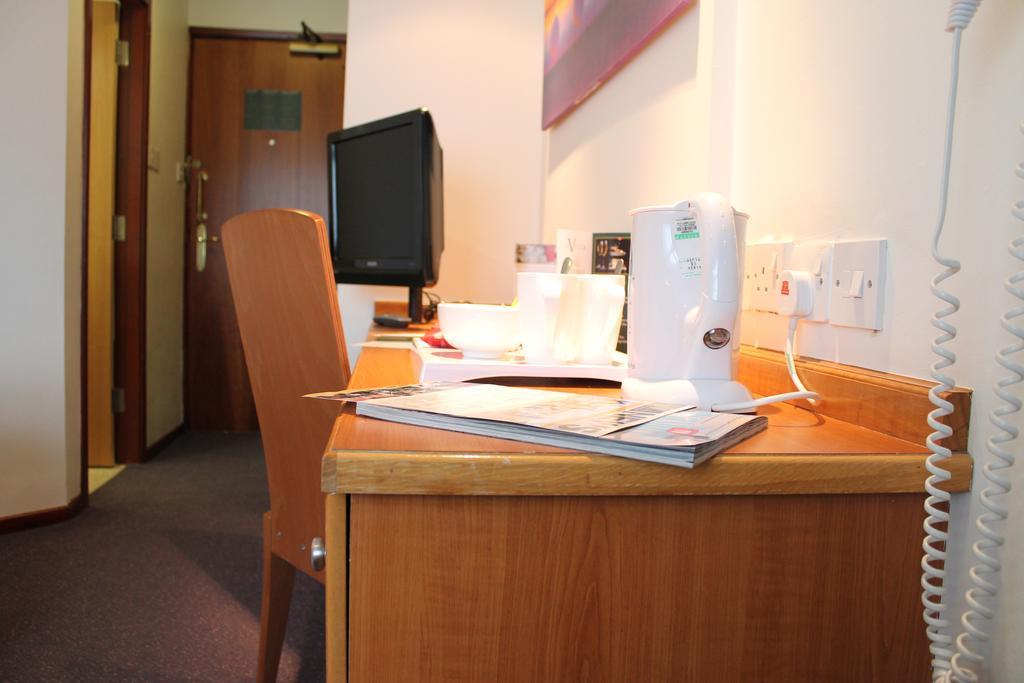 The Villa Express Kirkham  Room photo