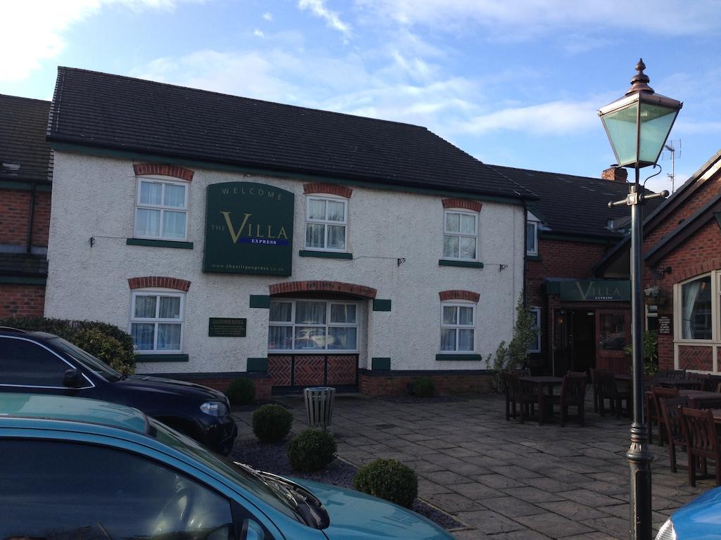 The Villa Express Kirkham  Exterior photo