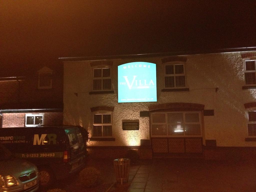 The Villa Express Kirkham  Exterior photo