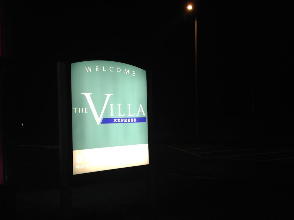 The Villa Express Kirkham  Exterior photo